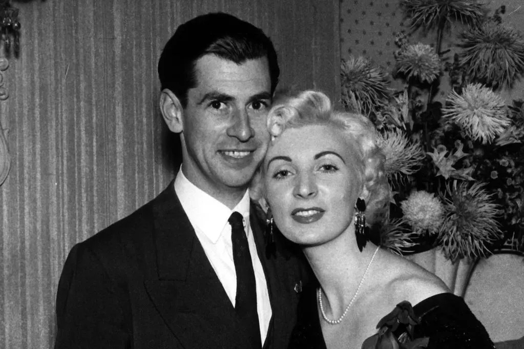 Ruth Ellis junto a David Blakely en el Little Club de Londres en 1955